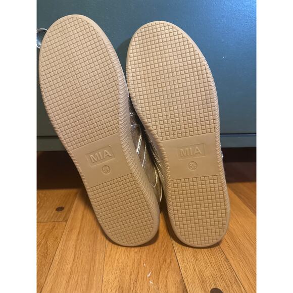 NEW MIA Women’s Sz 8.5 Tennis Shoes - Picture 4 of 9